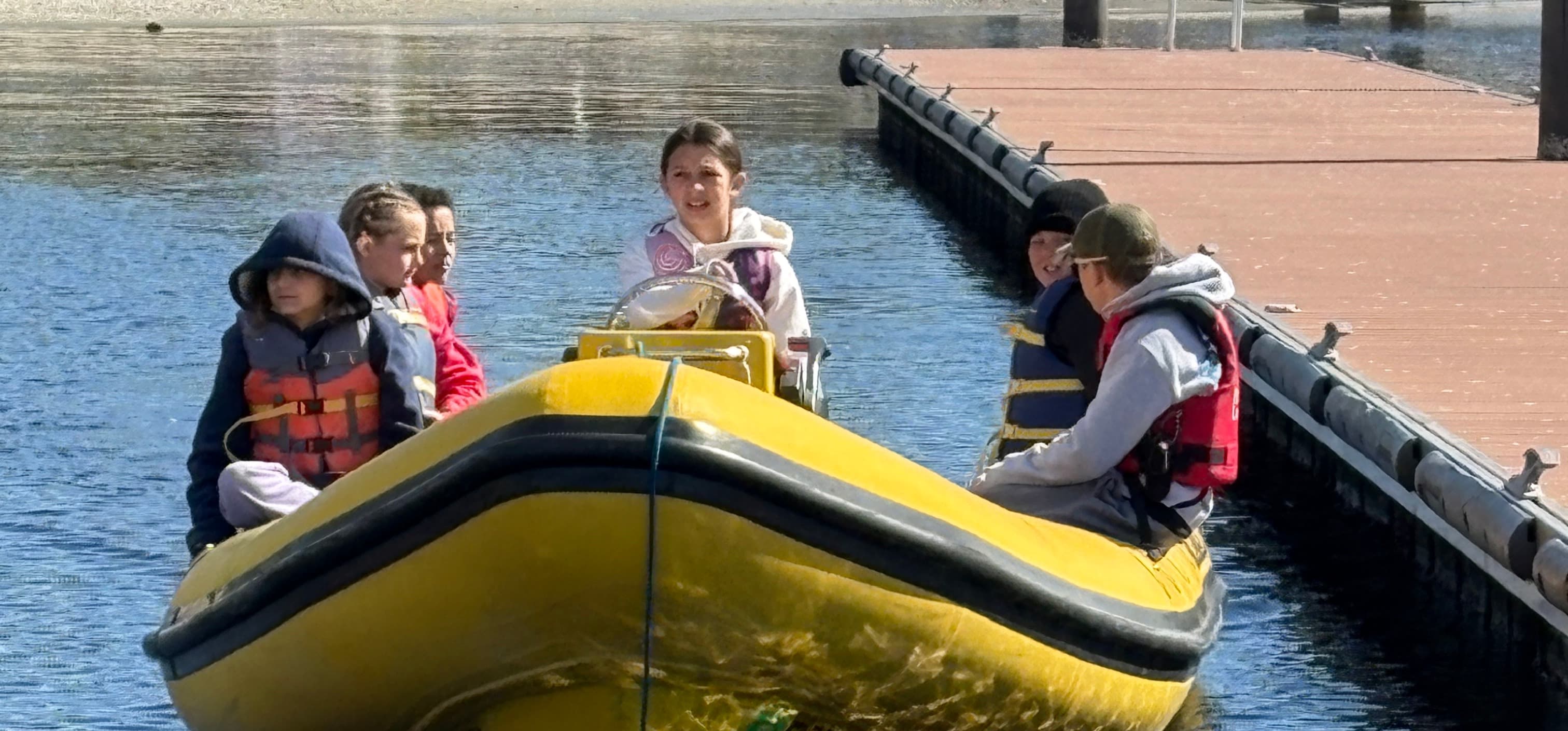 Powerboat safety instruction at Edison Sailing Center